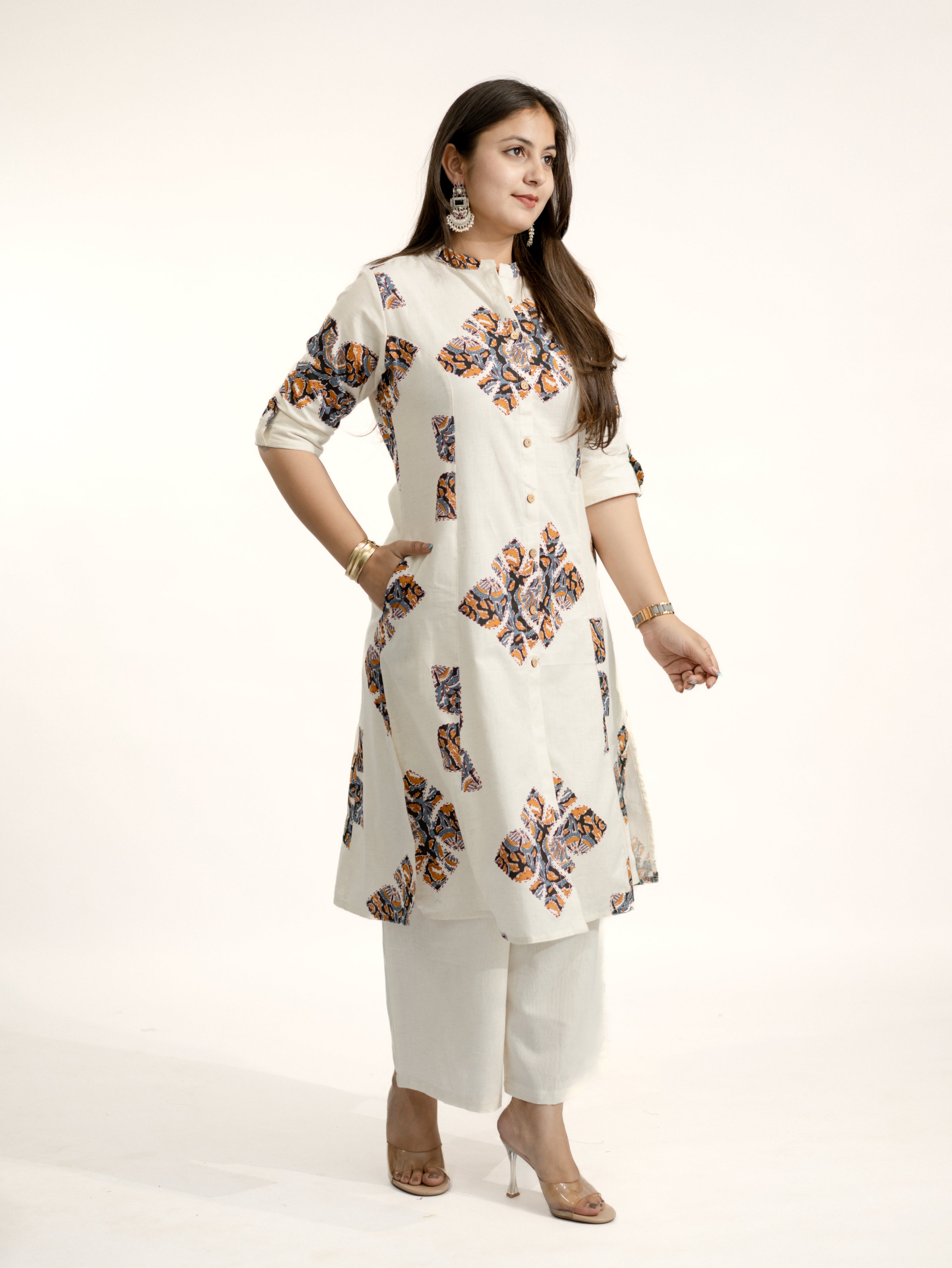 Eaira OffWhite-Black Cotton Ajrakh A-line Cotton Kurta Set