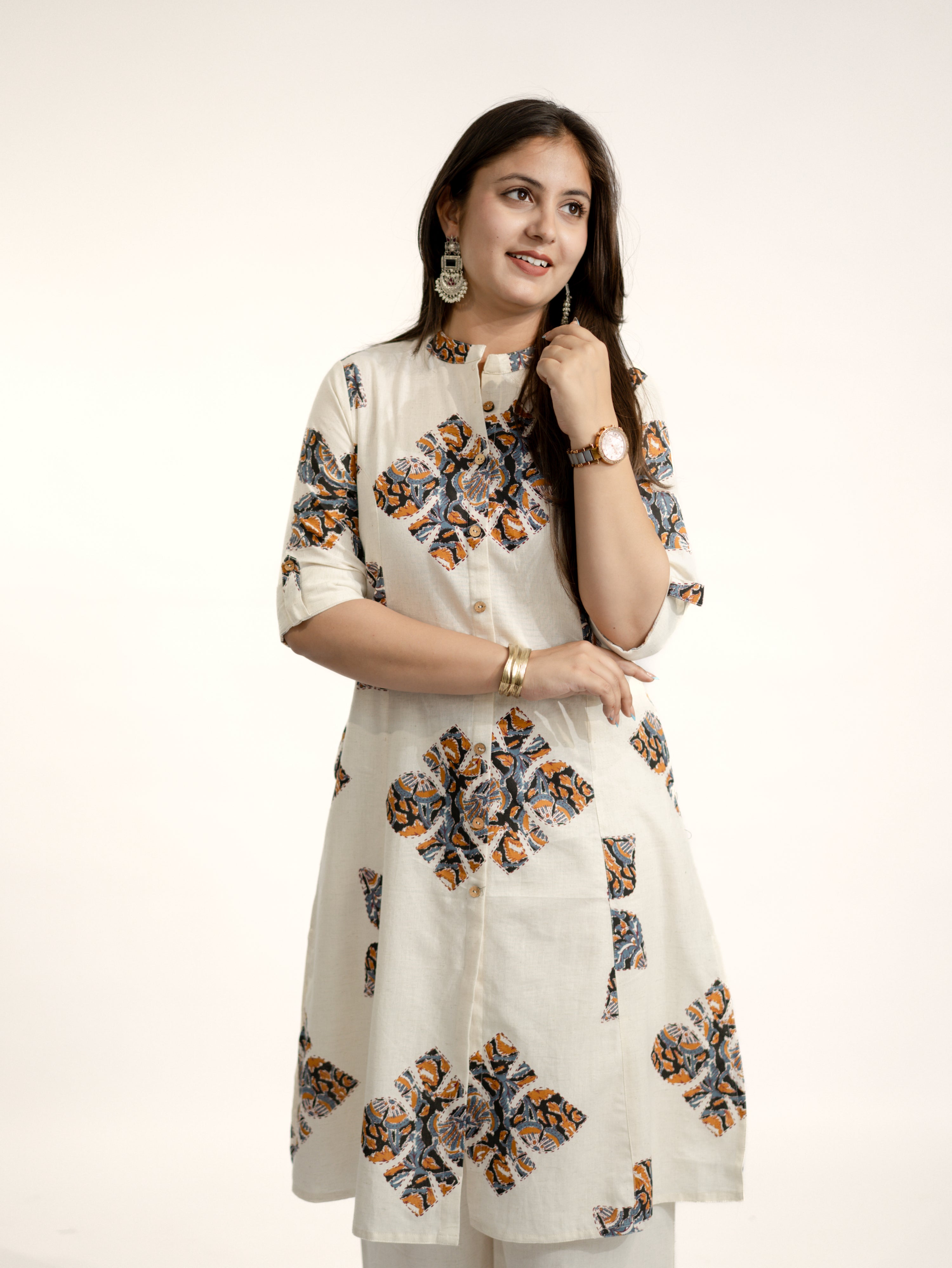 Eaira OffWhite-Black Cotton Ajrakh A-line Cotton Kurta Set