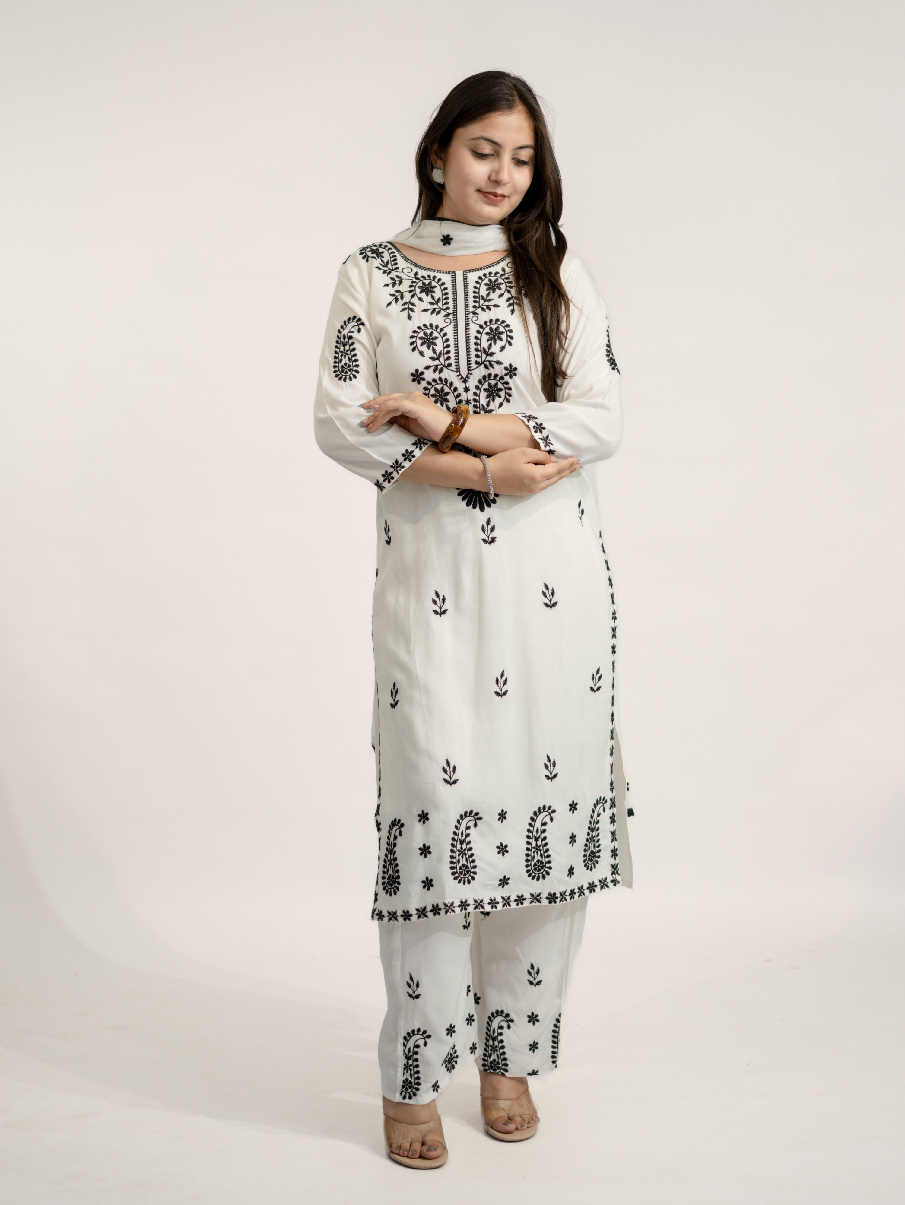 Nutan White Chikankari Embroidered Dupatta Set