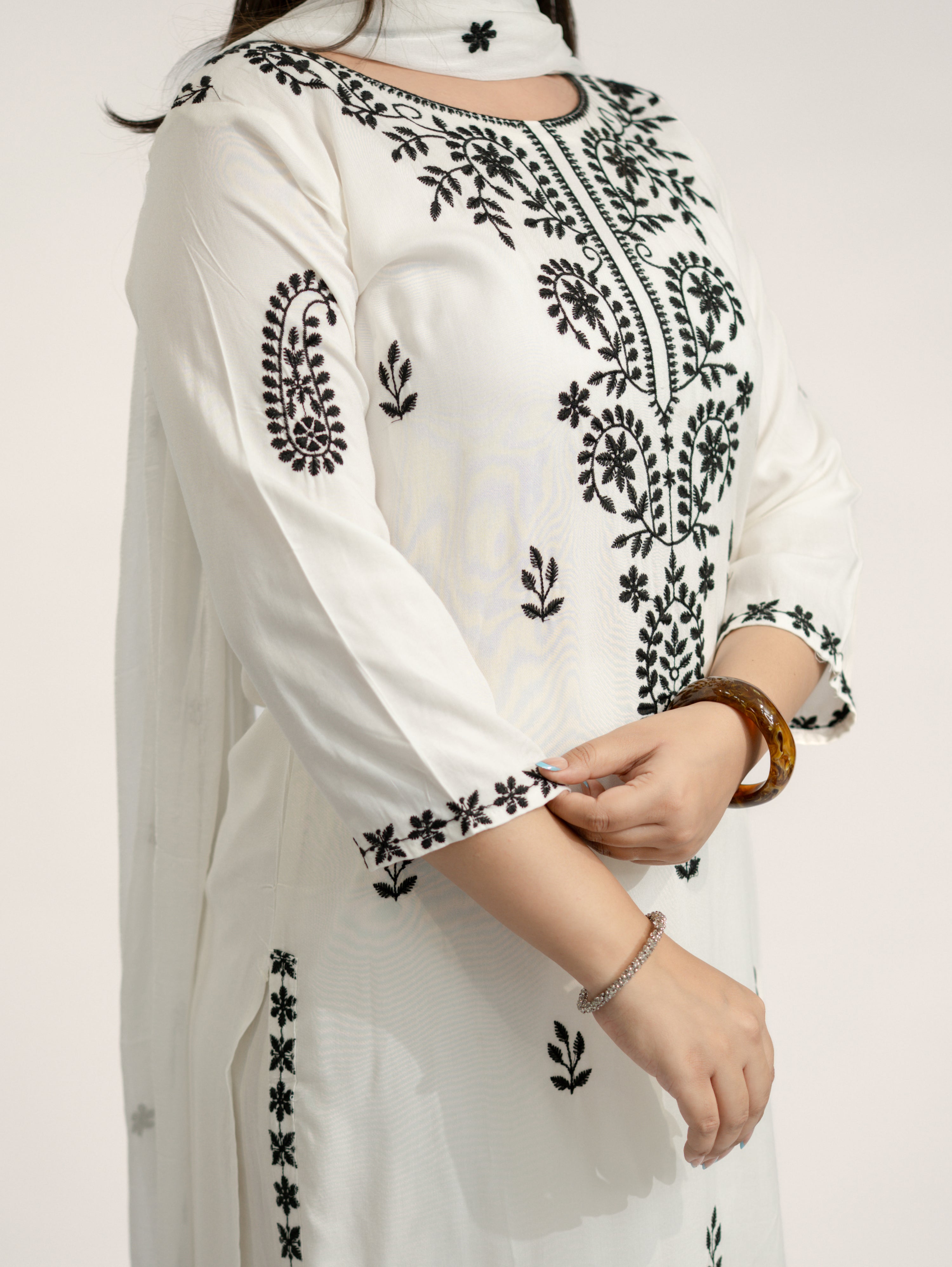Nutan White Chikankari Embroidered Dupatta Set