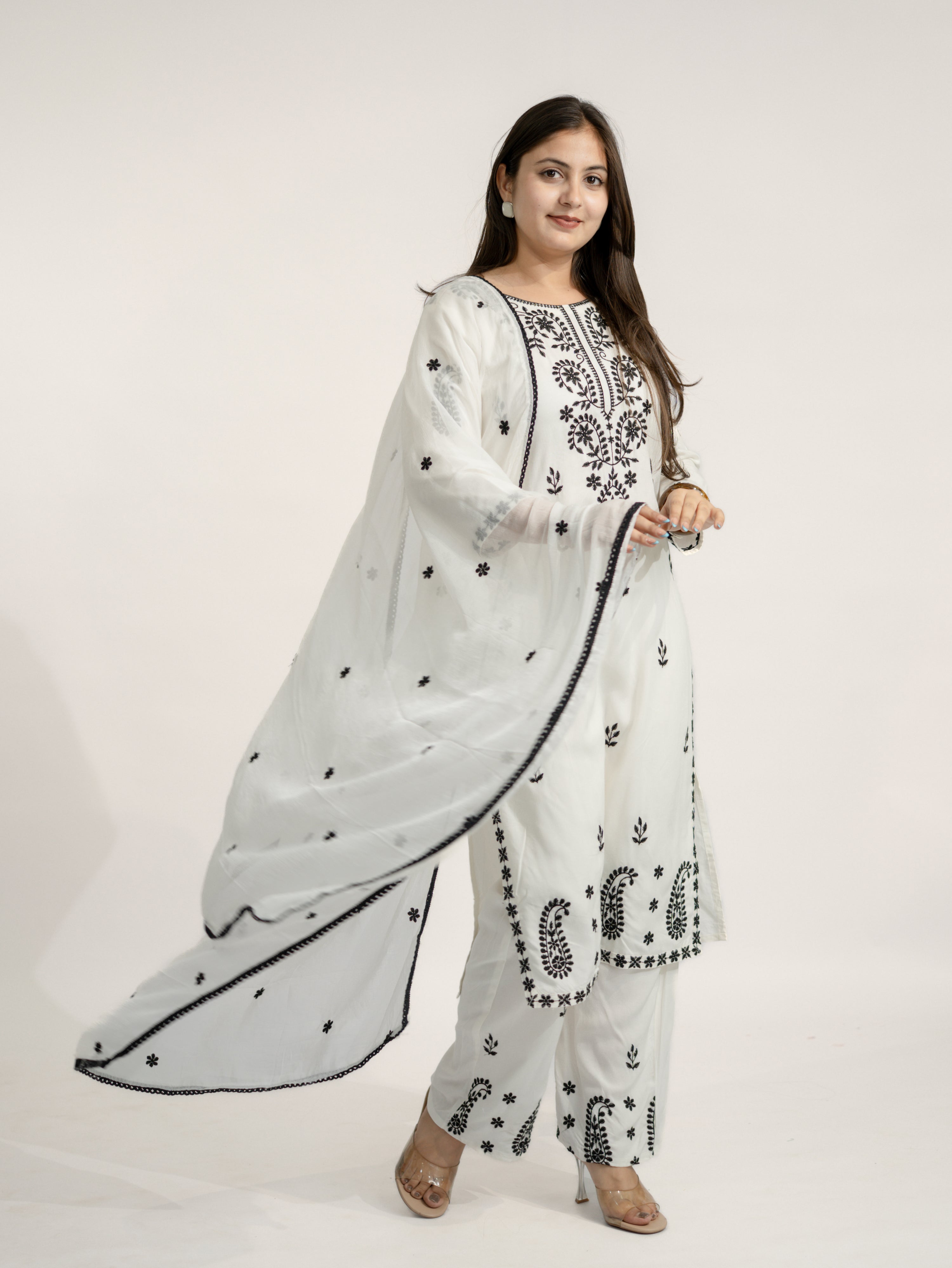 Nutan White Chikankari Embroidered Dupatta Set