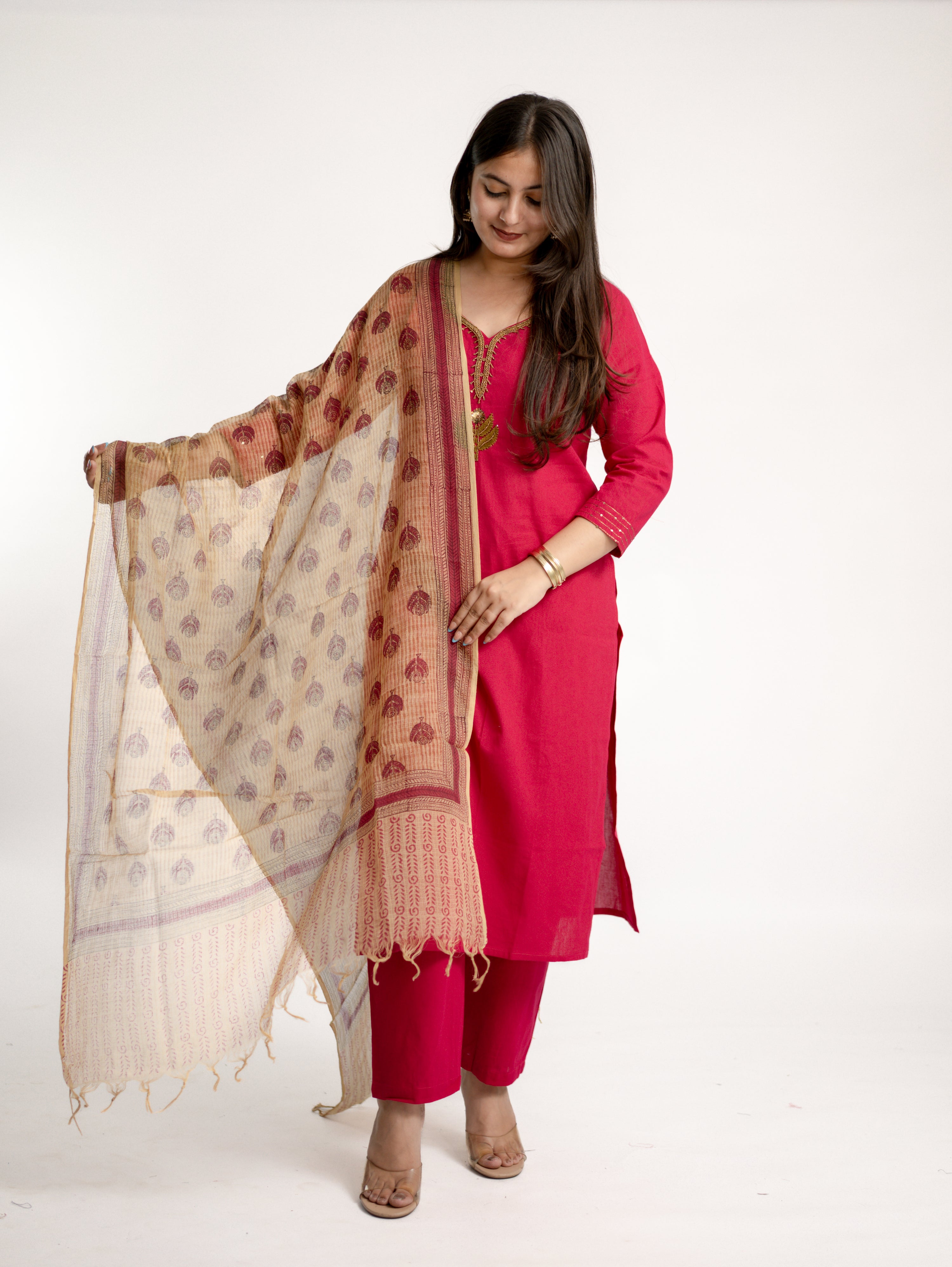 Janki Pink Cotton Hand Embroidered Straight Dupatta Set