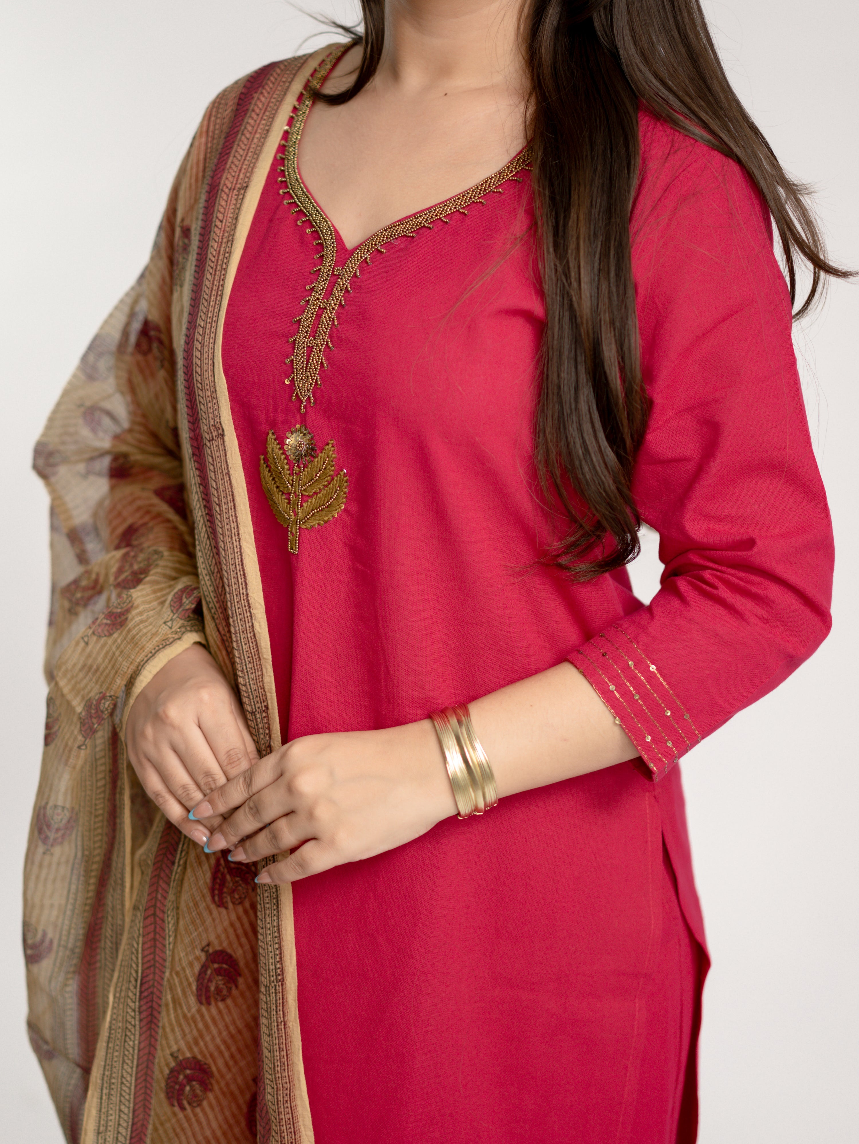Janki Pink Cotton Hand Embroidered Straight Dupatta Set