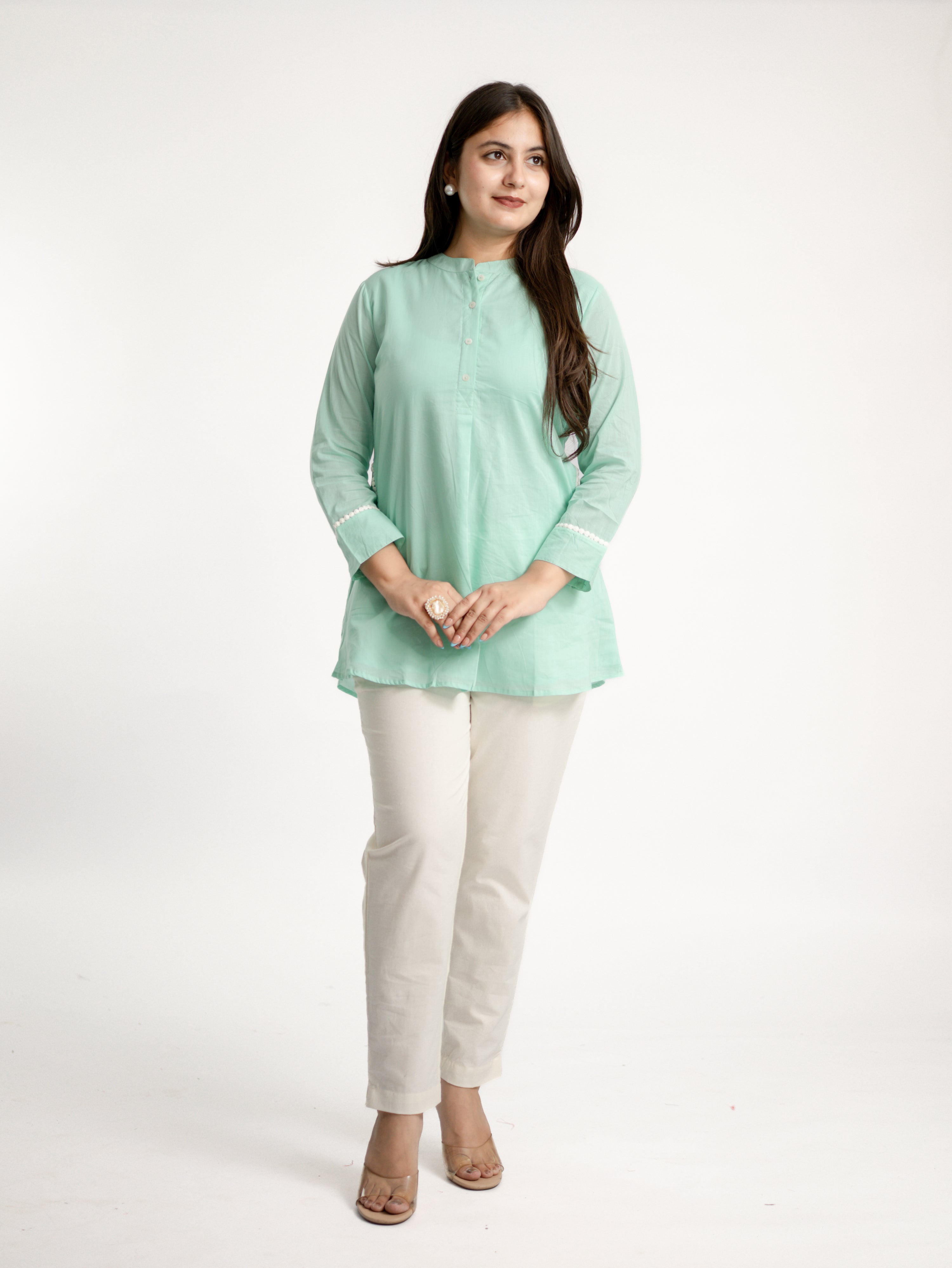 Iyana Mint Green Mul Cotton Lace Detailed & Lining Short Top