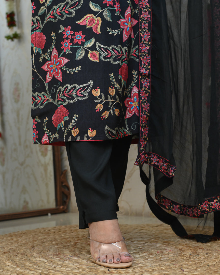 'Zaar' Muslin Black Floral Embroidered Pant Set