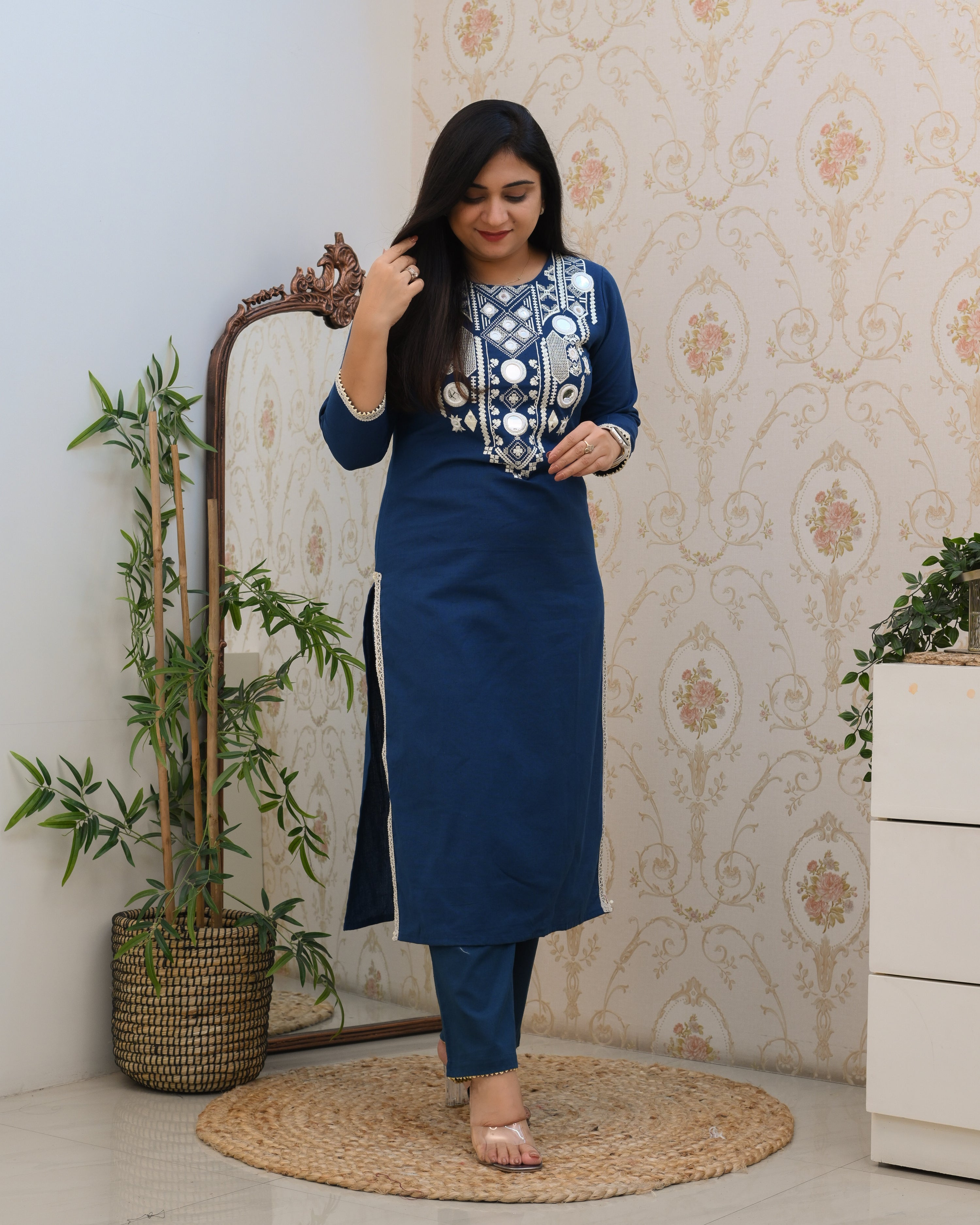 Kutch Embroidered Straight Pant Set