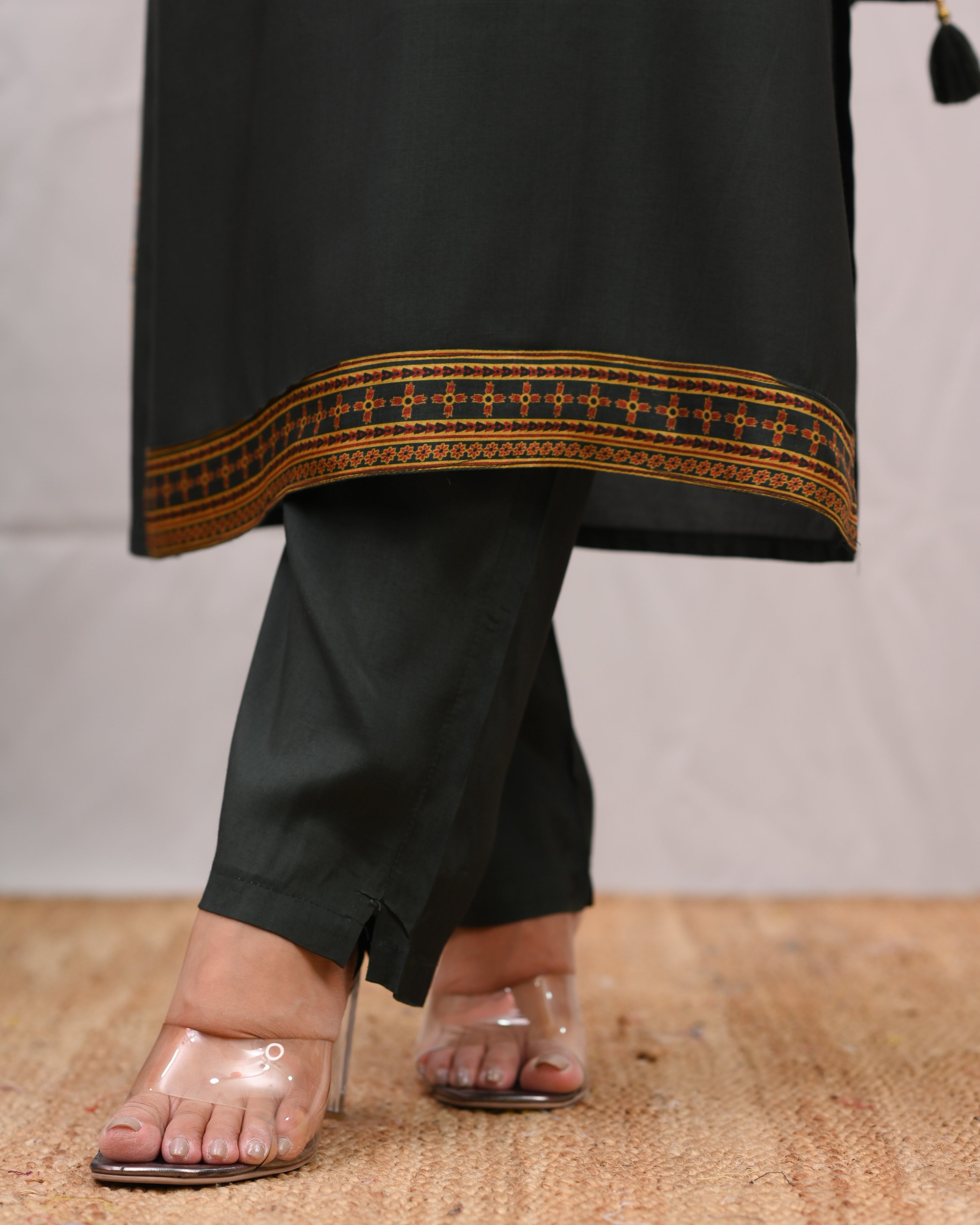 Saanya Muslin Embroidered Pant Set