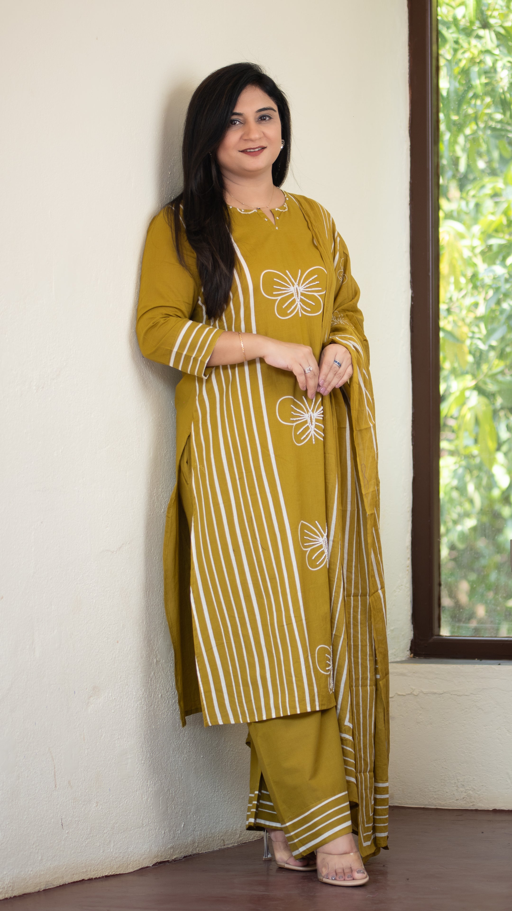 Anaya Cotton HandEmbroidered Divider set