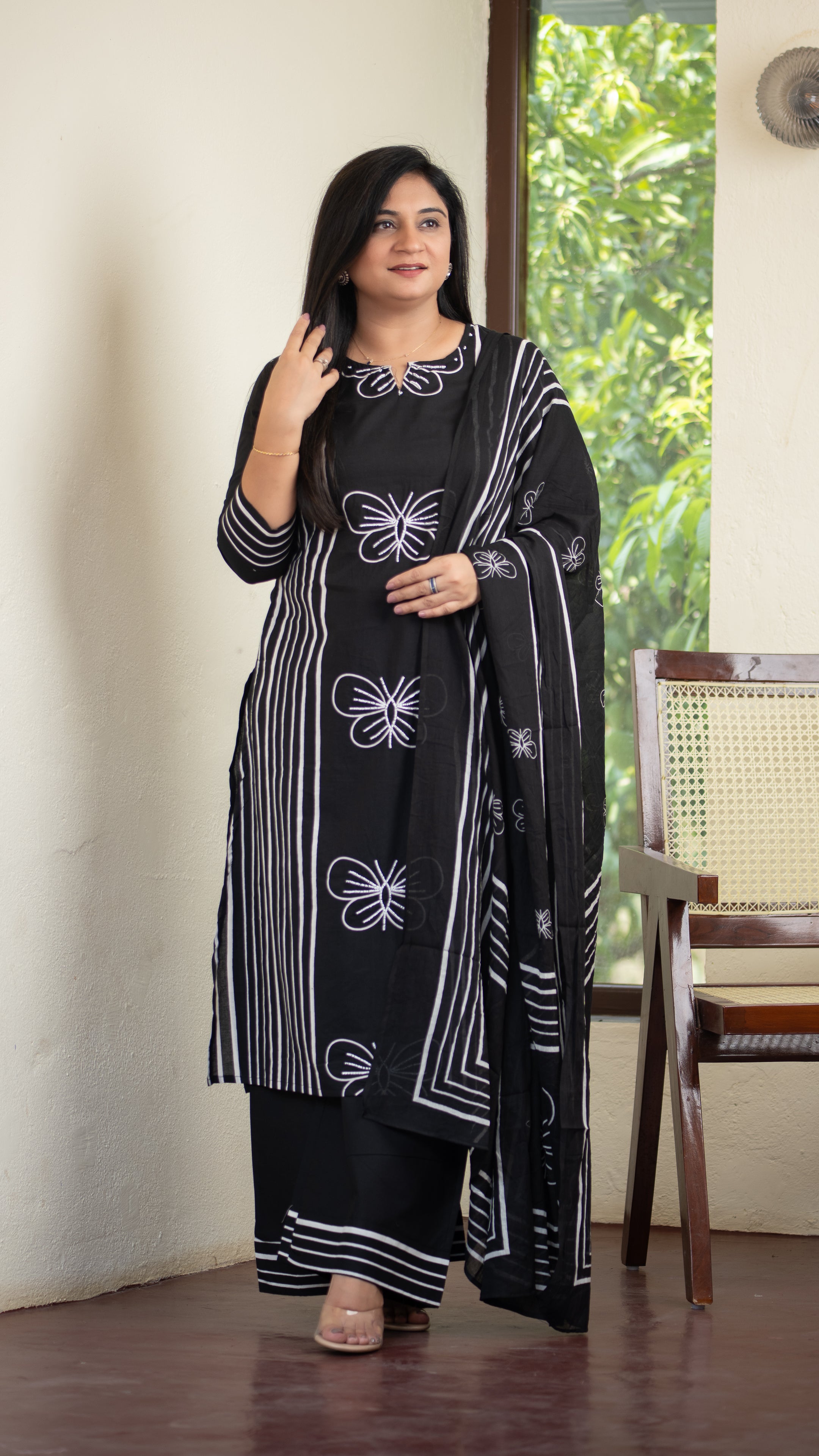 Anaya Cotton HandEmbroidered Divider set