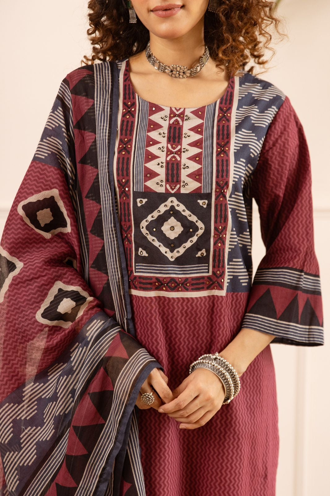 Gehna Wine Cotton Casual Embroidered Dupatta Set