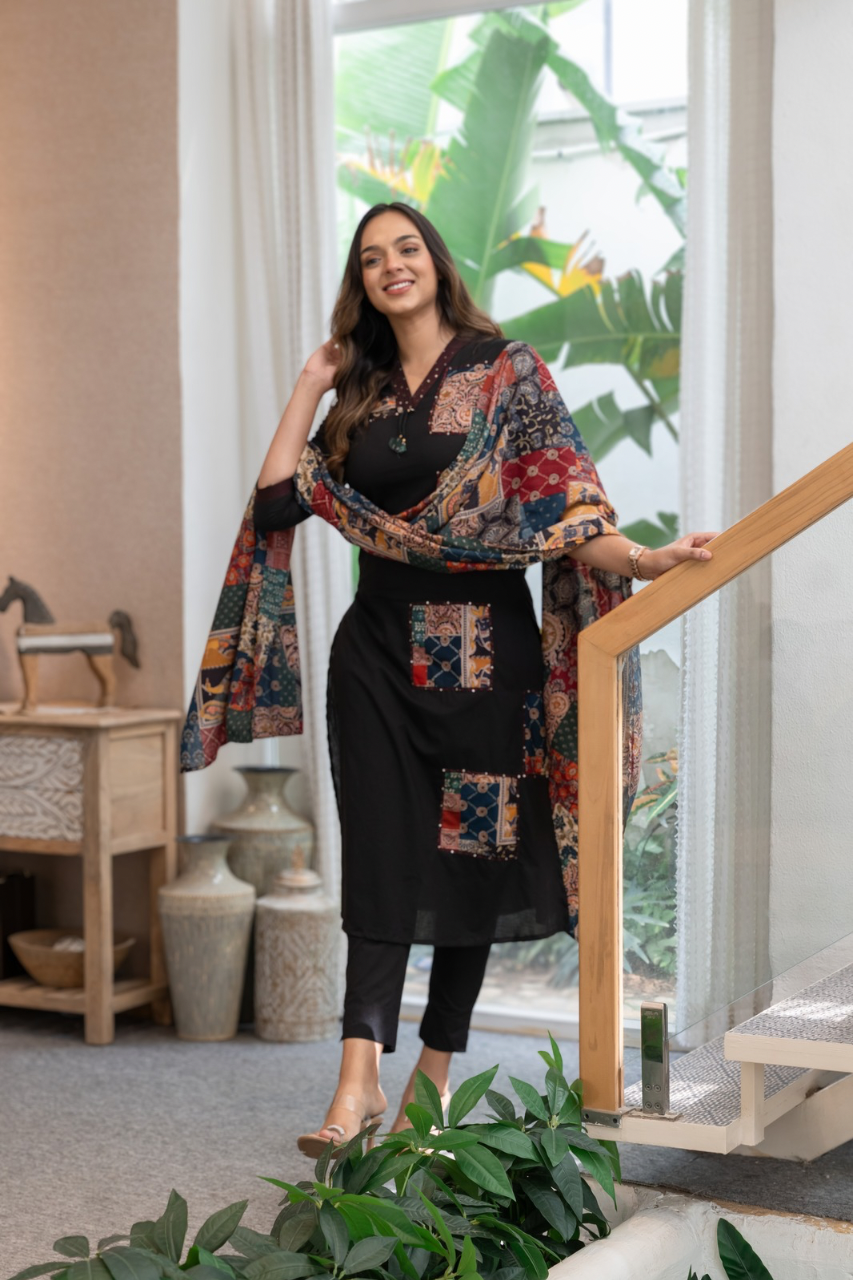 Ira cotton Ajrakh Katha detailed straight Pant Set