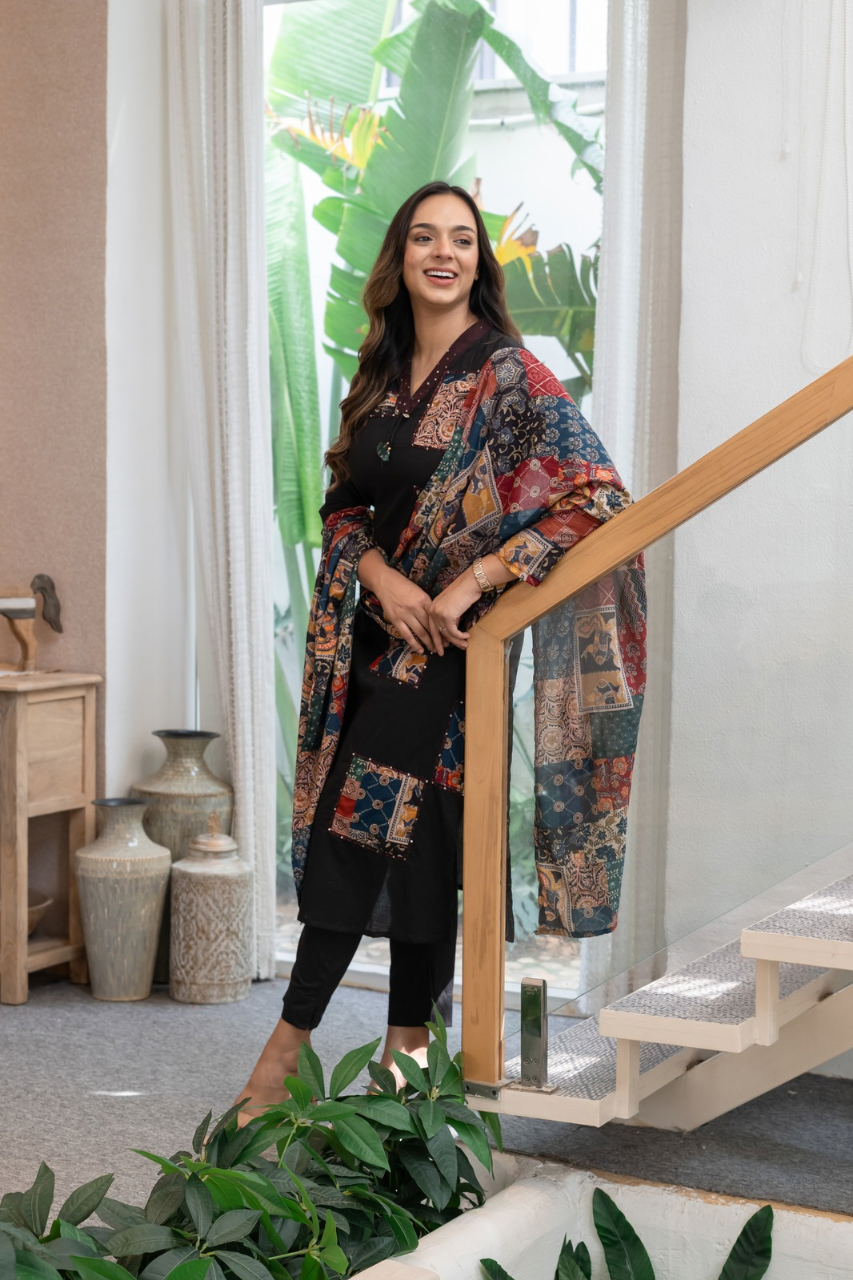 Ira cotton Ajrakh Katha detailed straight Pant Set