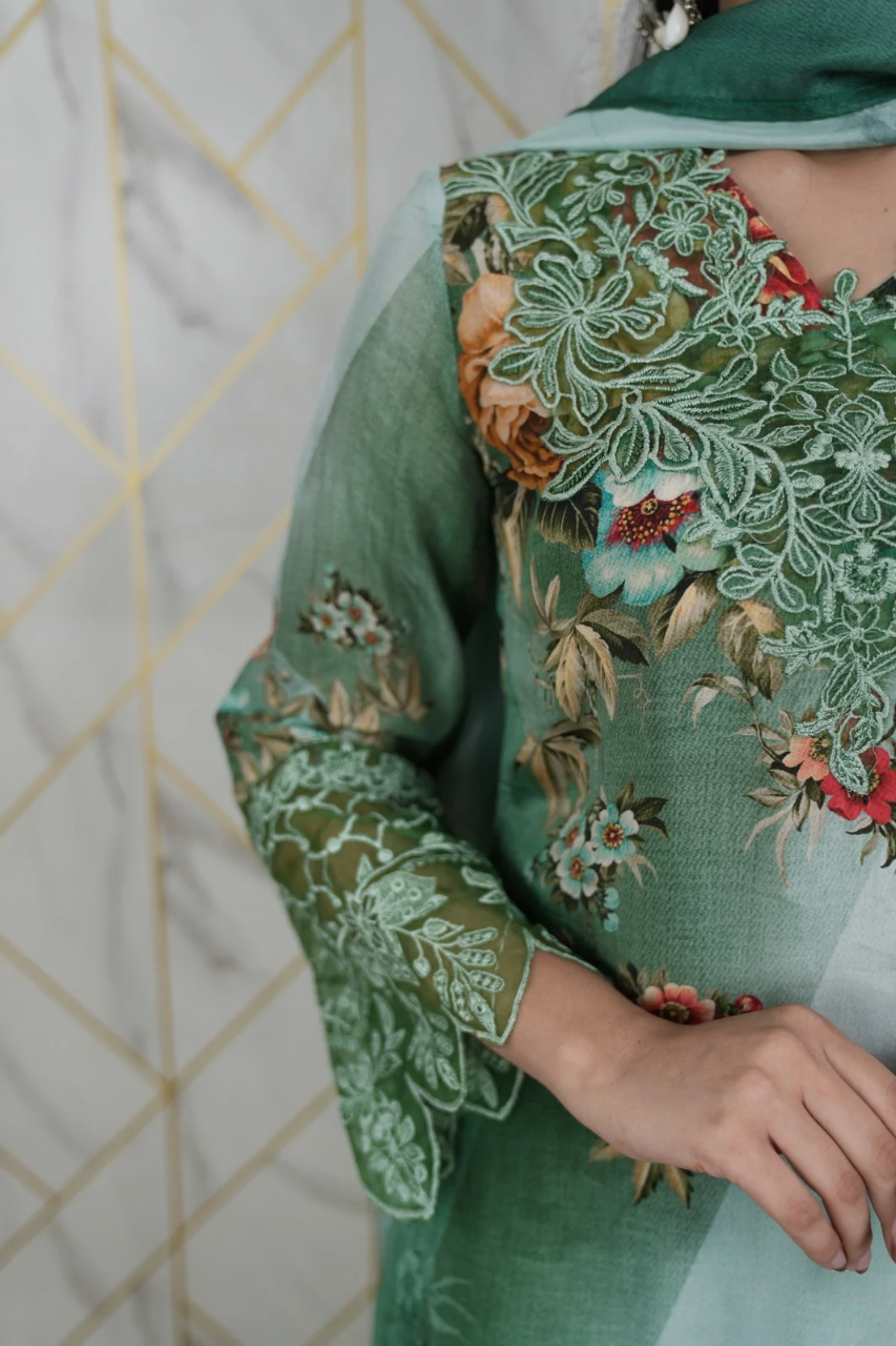 Sara Green Premium Crepe Detailed Farshi Salwar Set - The Jaipur Studio