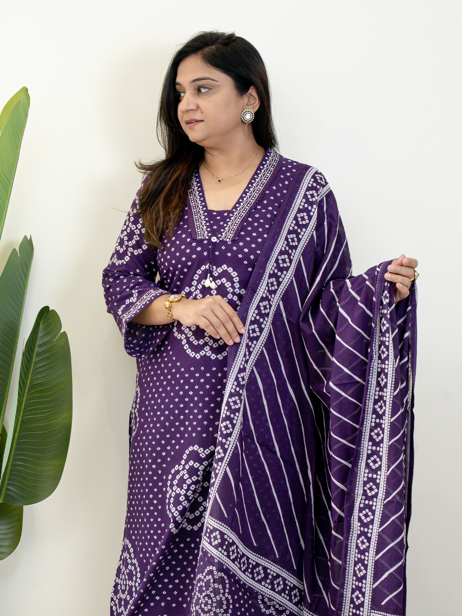 Srisha Purple Cotton Bandhani Leheriya Dupatta Set