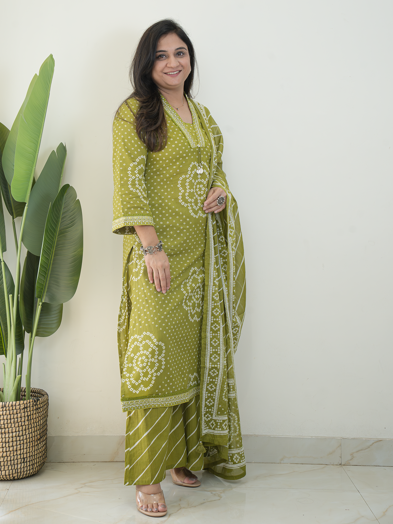 Srisha Green Cotton Bandhani Leheriya Dupatta Set