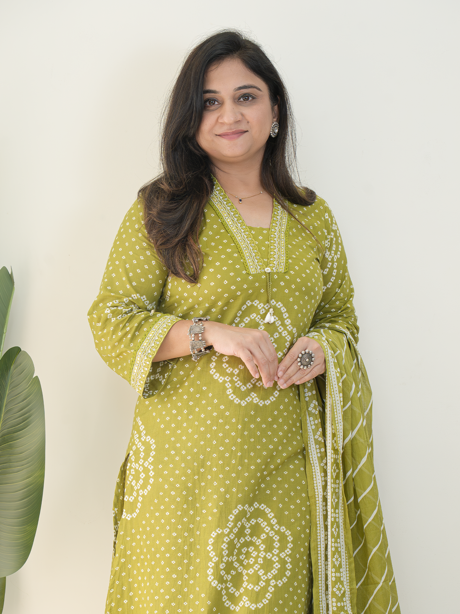 Srisha Green Cotton Bandhani Leheriya Dupatta Set