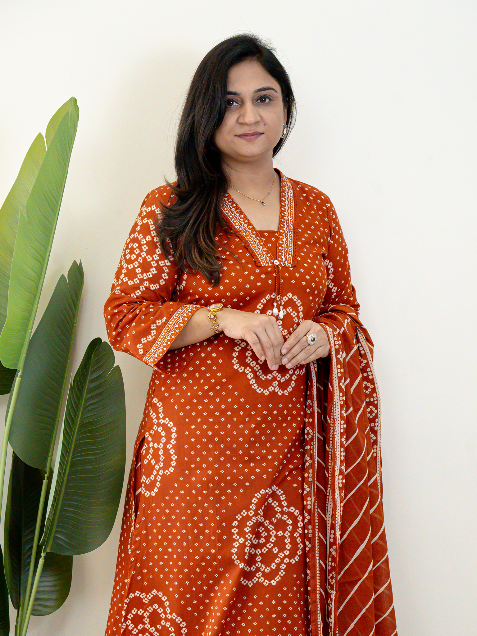 Srisha Rust Cotton Bandhani Leheriya Dupatta Set