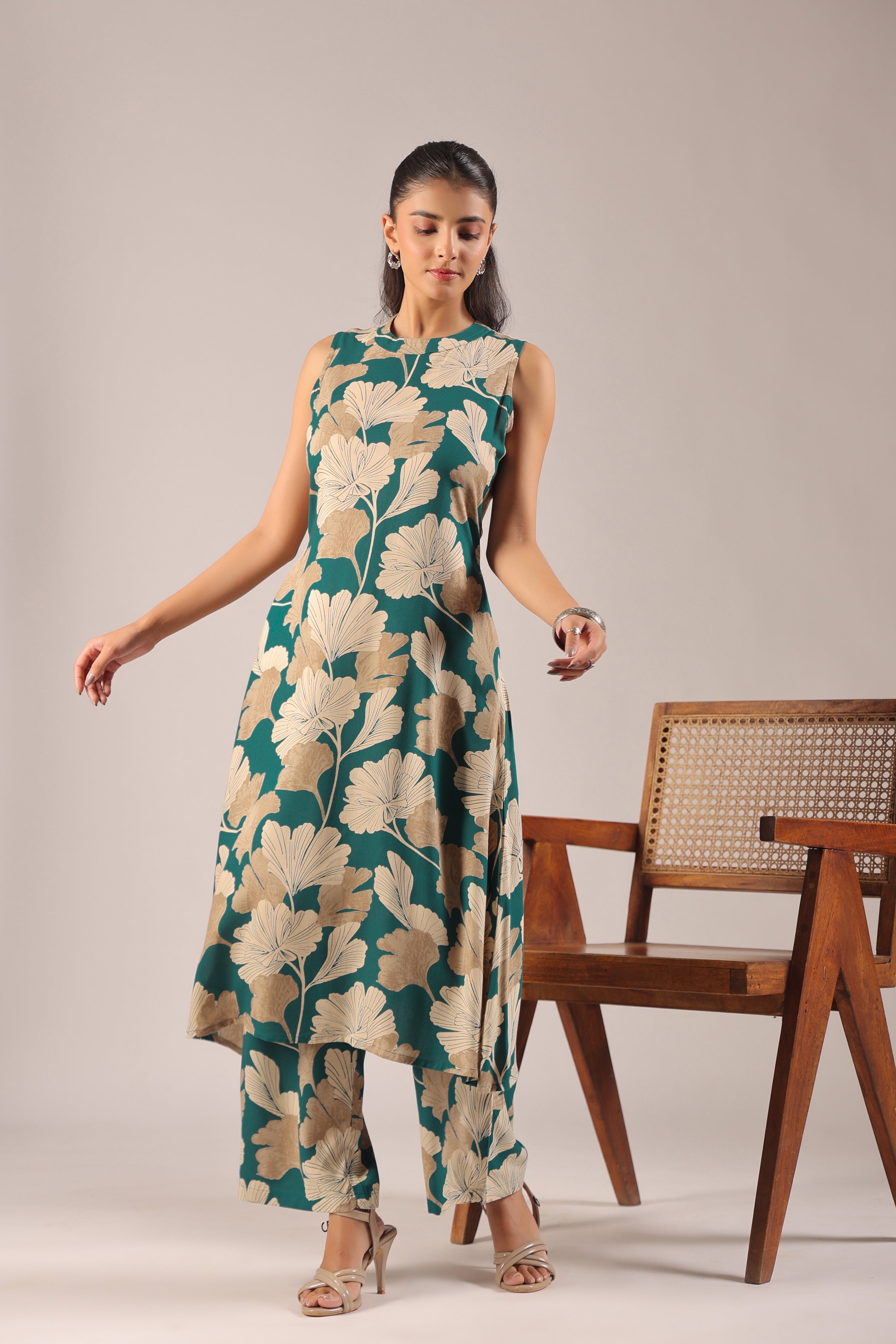 Hita Rayon Floral Print A-line Coord Set