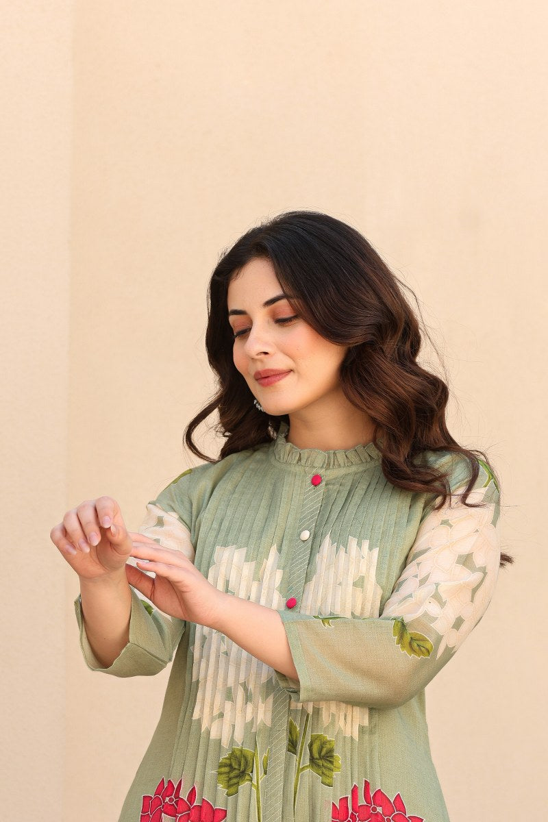 Aaira Mul Cotton A-line Pant Set