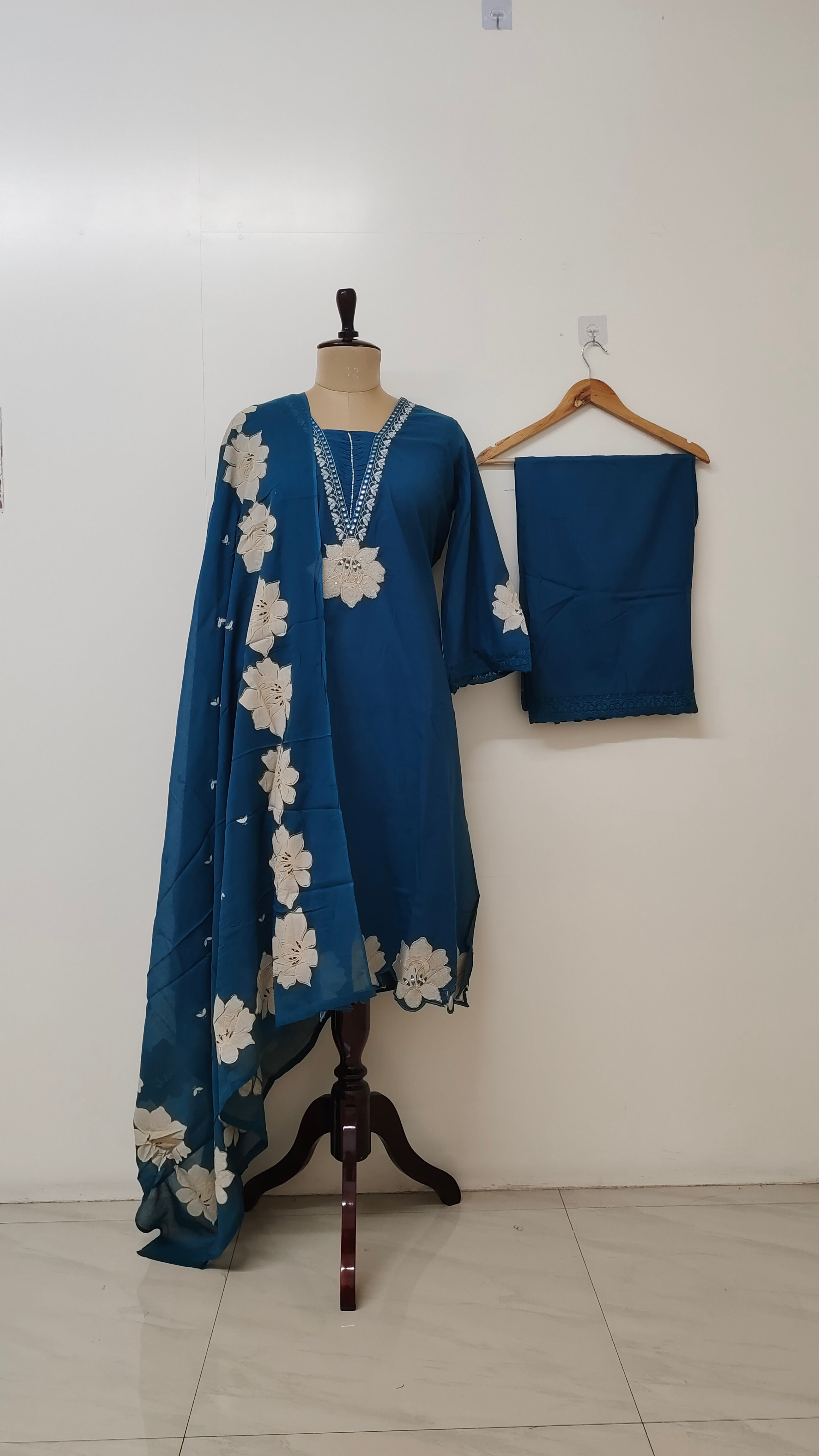 Naira Blue Cotton Cutwork Embroidered Duppata Set