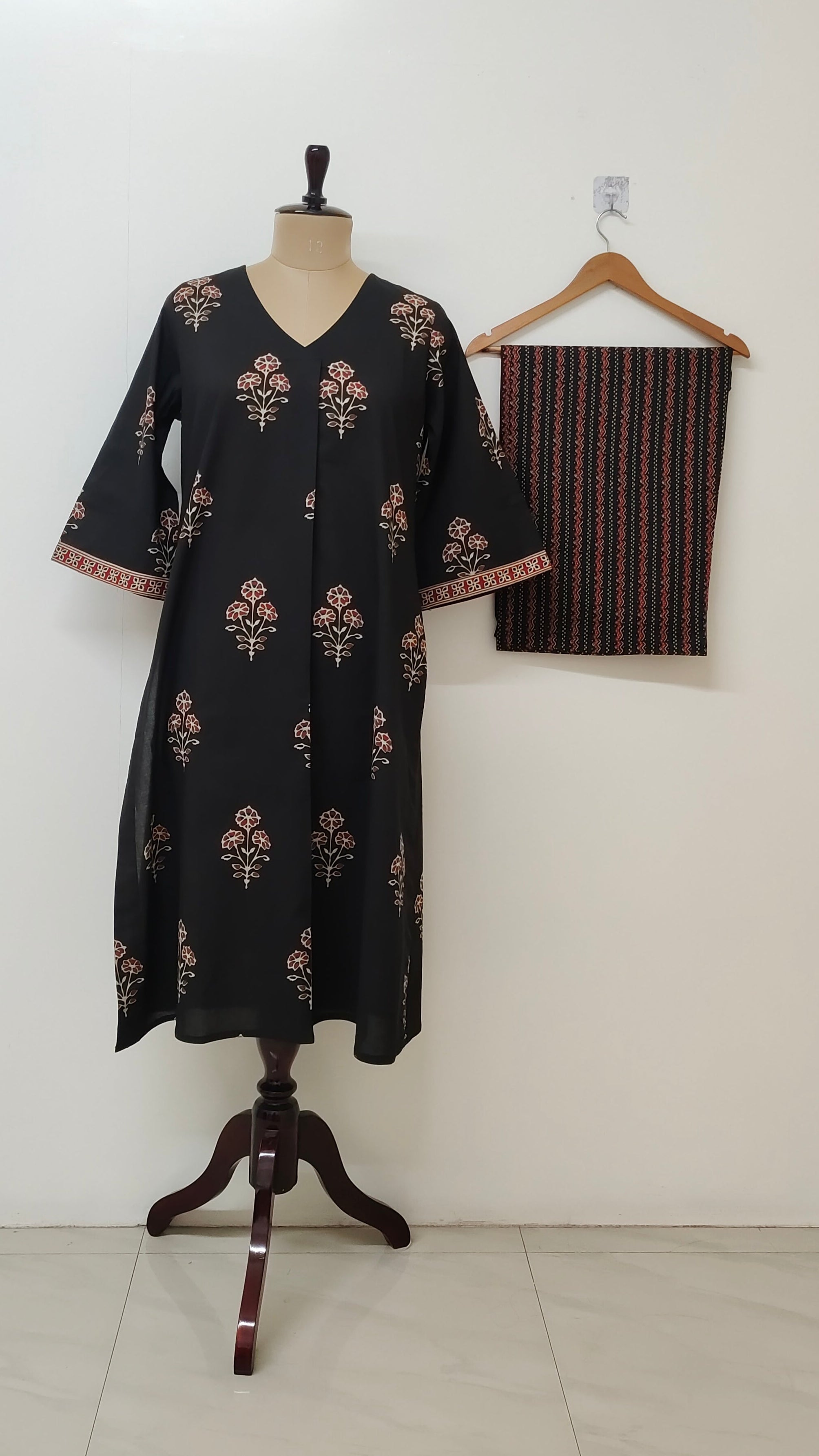 Kush Black Cotton A-line Kurta Set