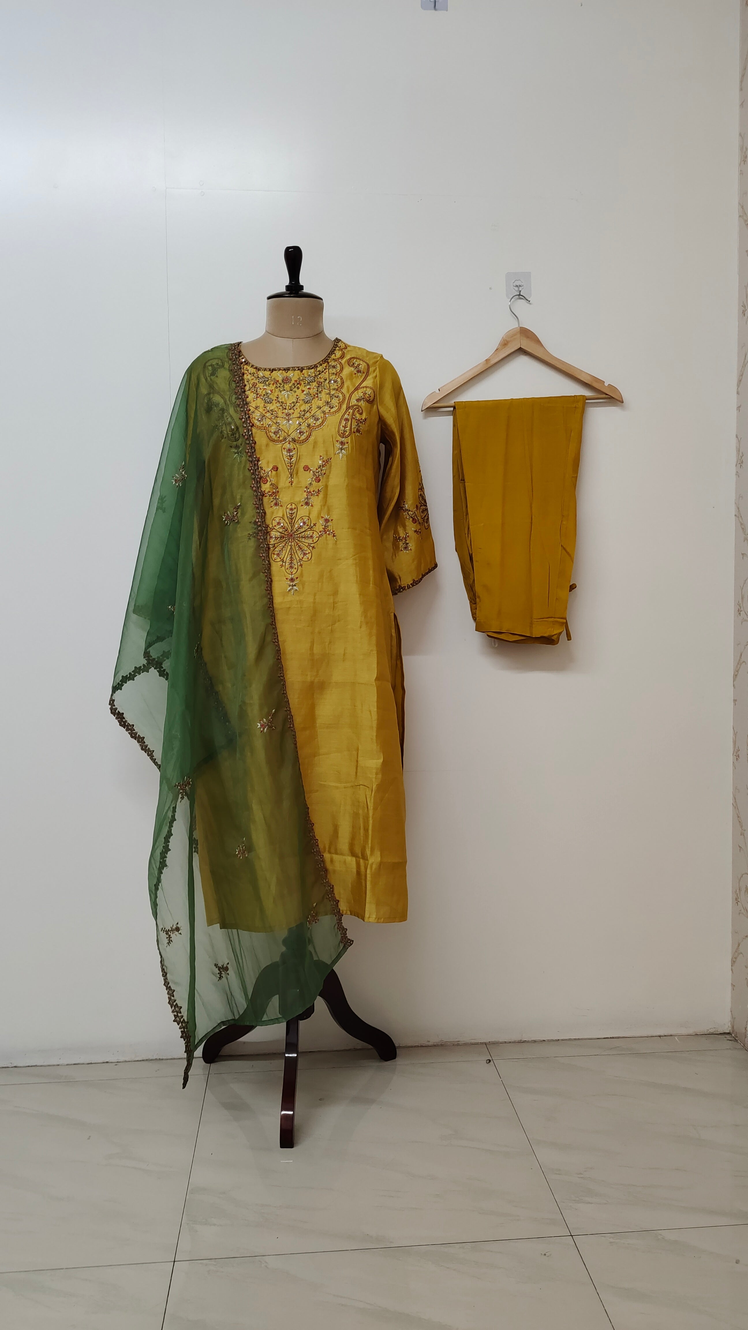 Shefali Mustard Premium Muslin Embroidered Dupatta Set