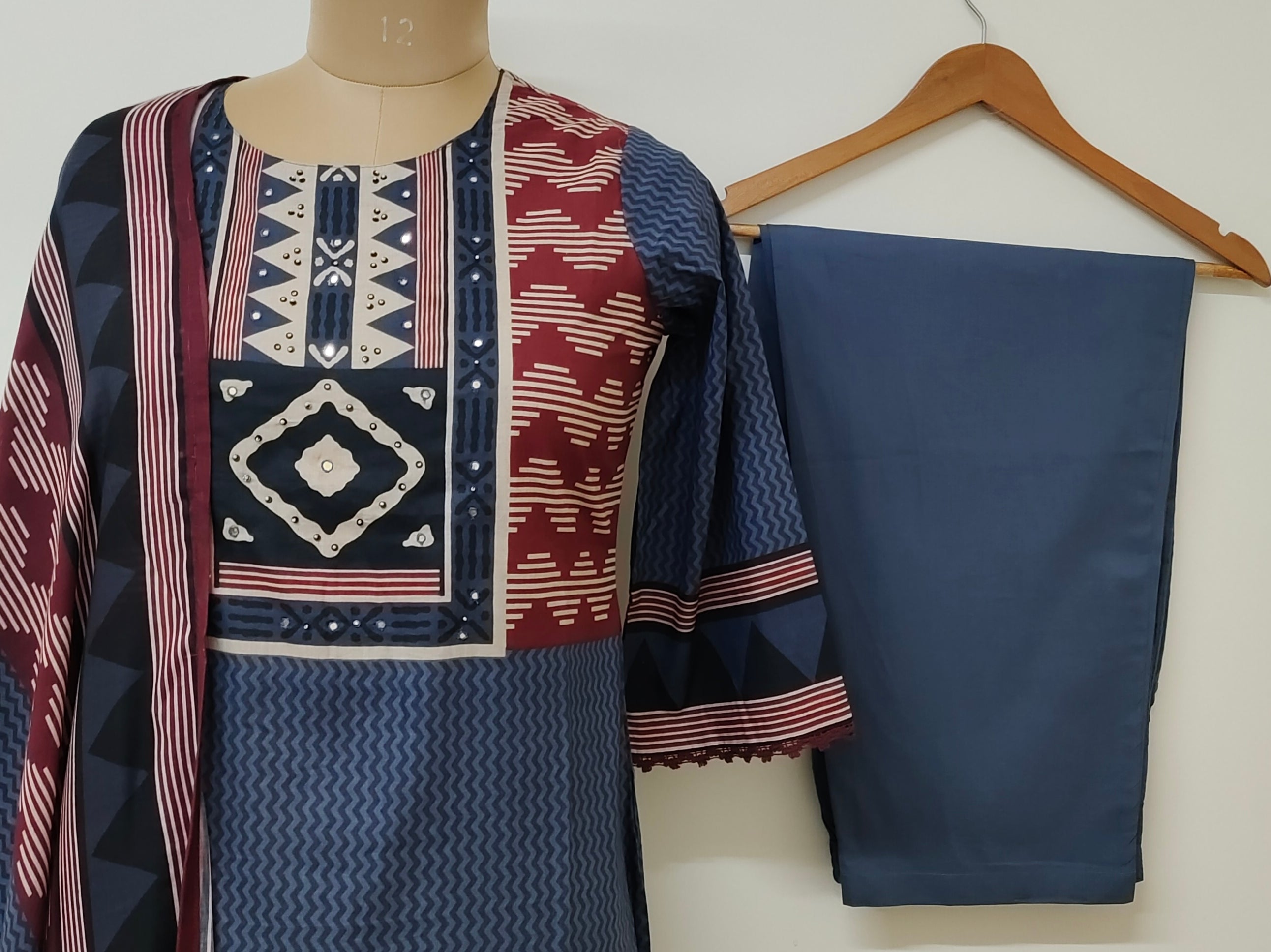 Gehna Cotton Casual Embroidered Dupatta Set