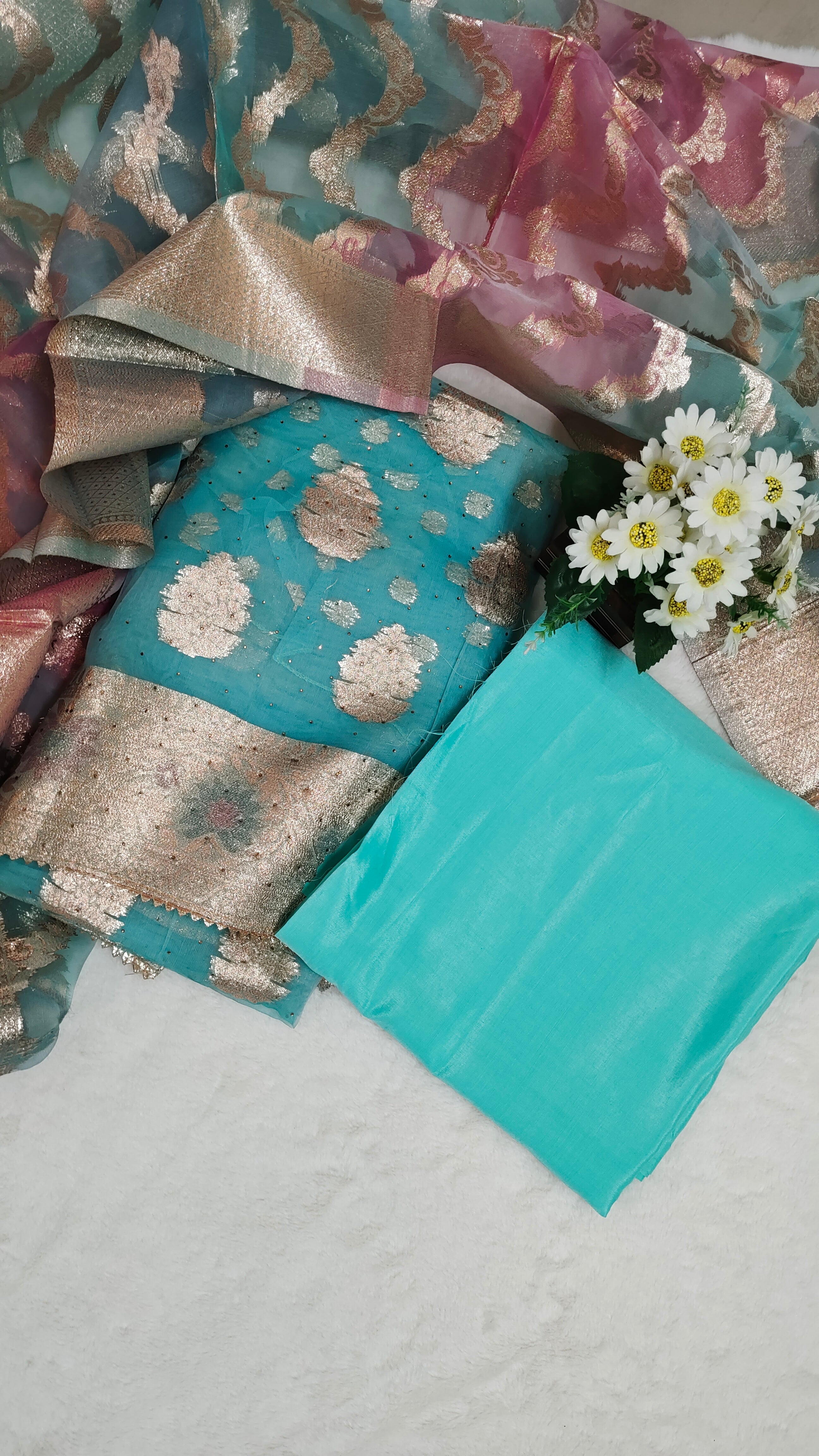 Unstitched Kurta Set with Rose-Gold Zari Booti and Designer Pastel Dupatta