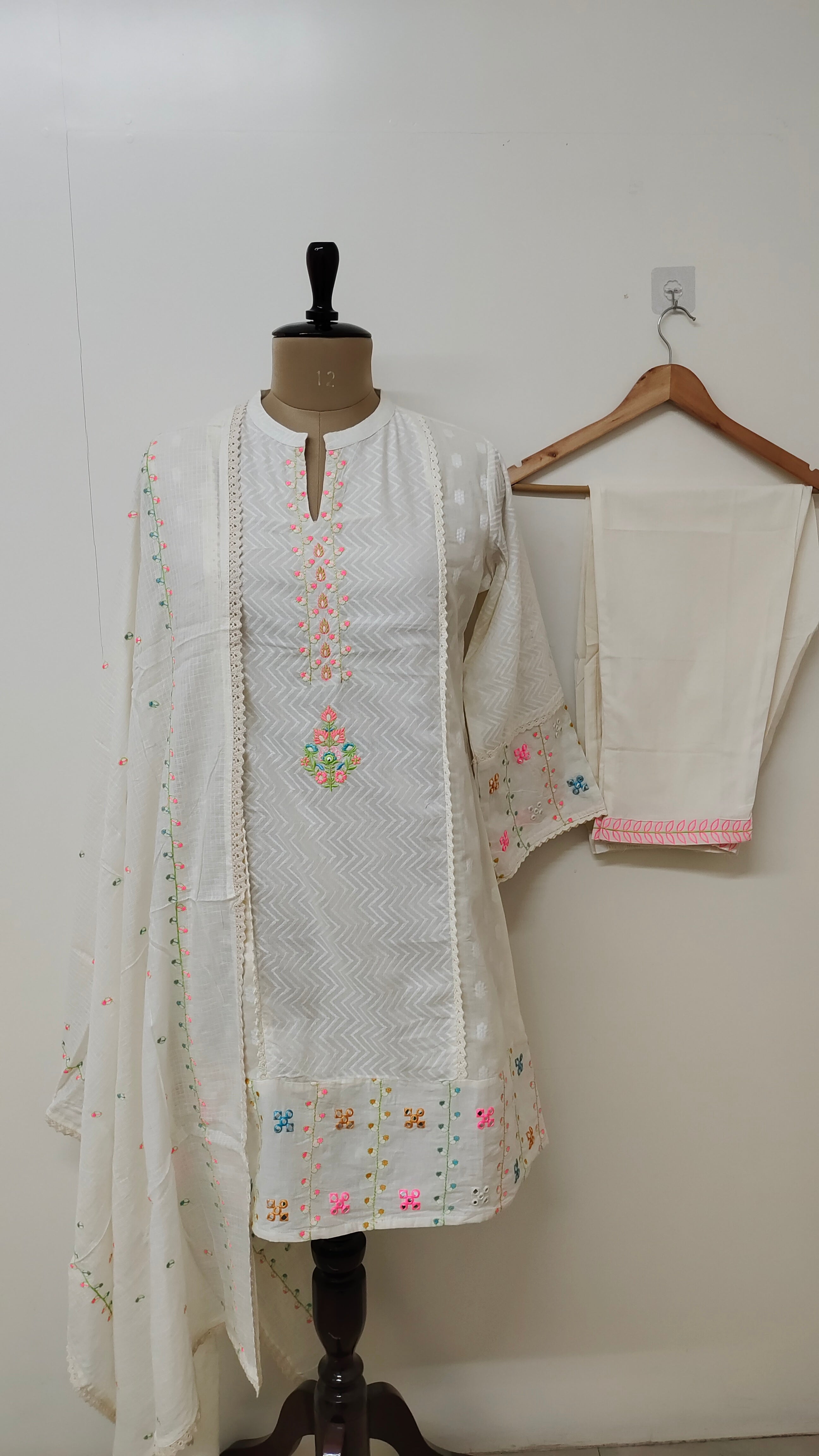 Multi Color Embroidered Lace Detail Dupatta Set