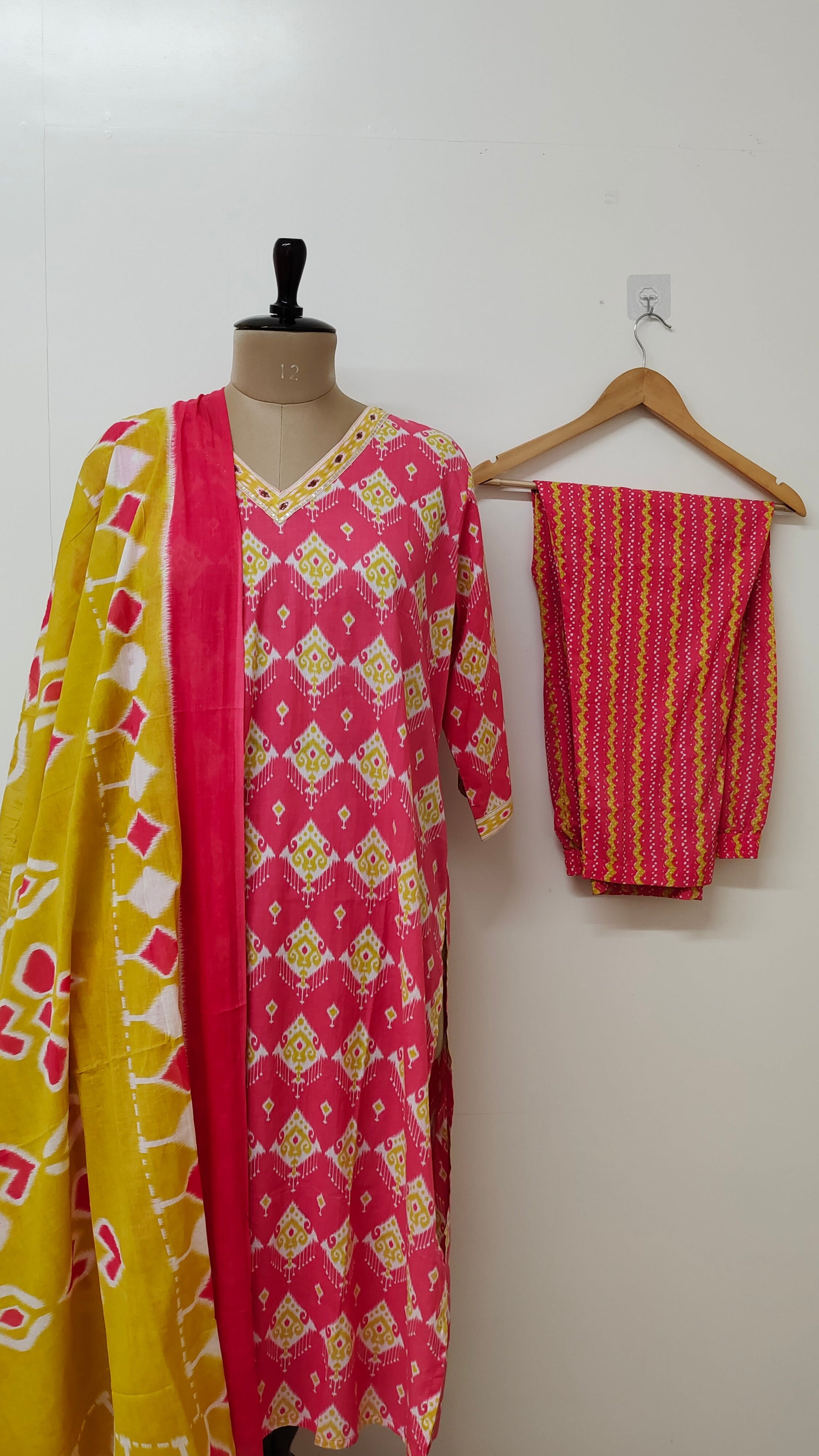 Anu Pink Cotton Straight Dupatta Set