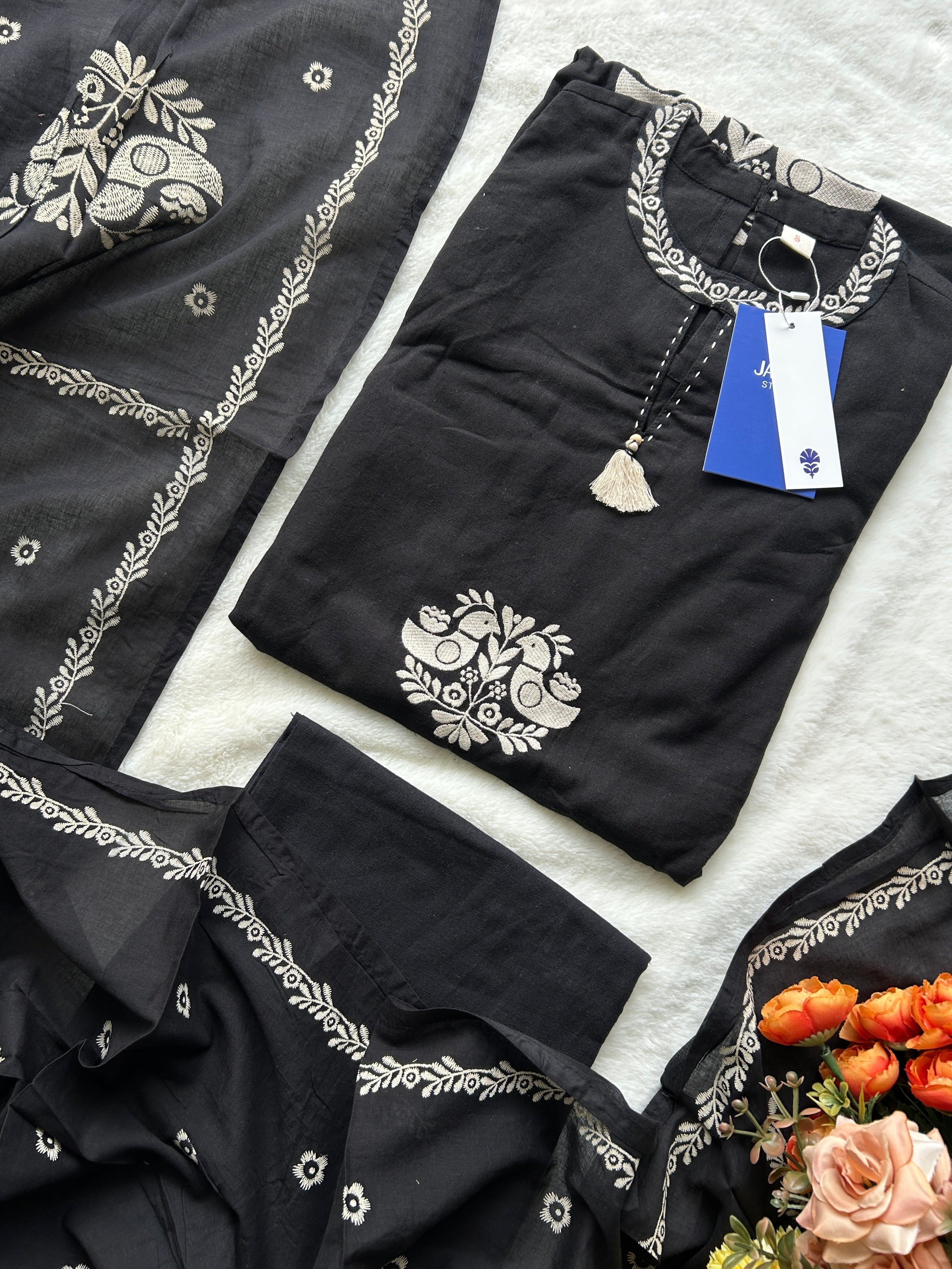 Nagma Cotton Sleeveless Embroidered Pant Set - The Jaipur Studio