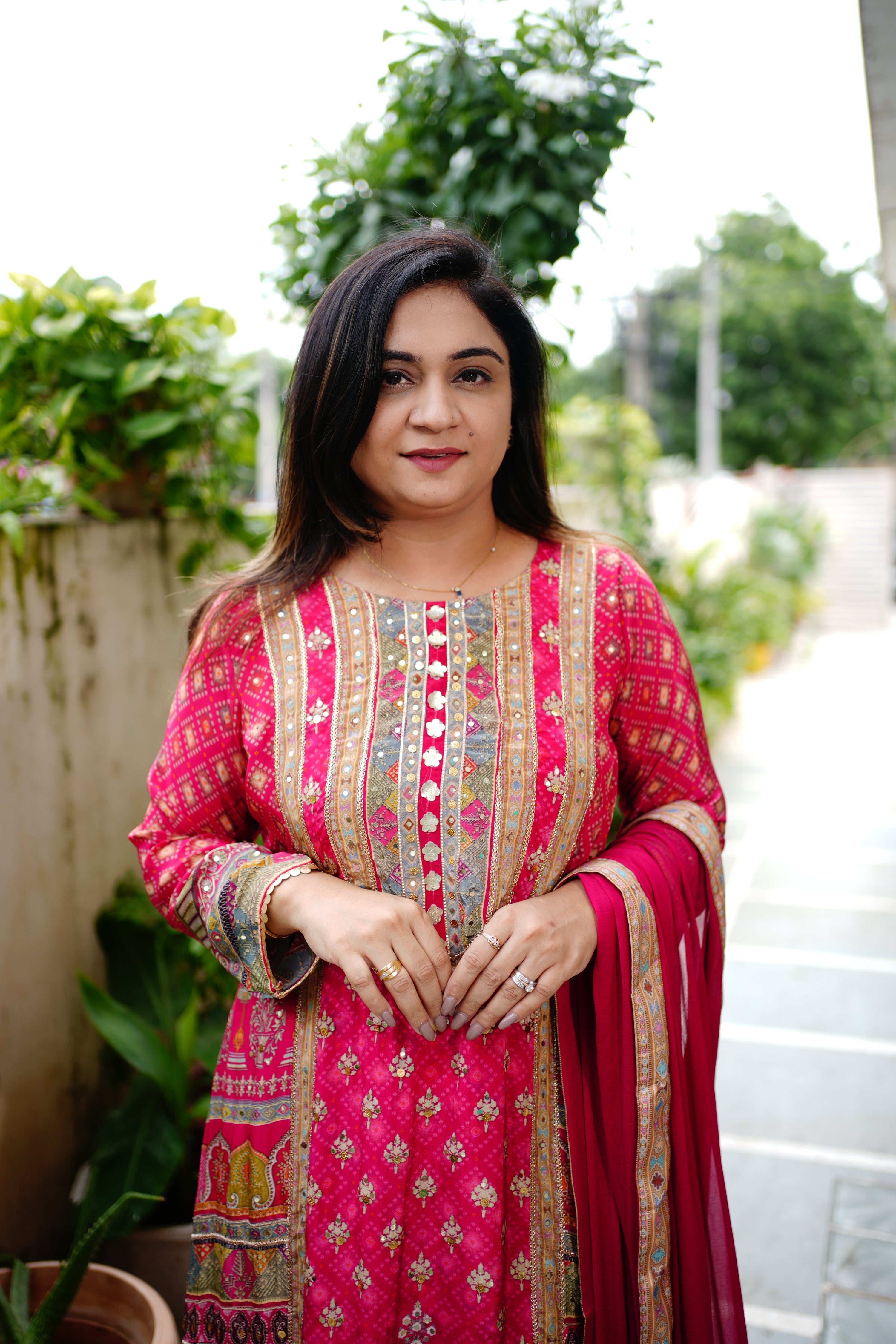 Roshni Asymmetric Crepe Embroidered Pant Set