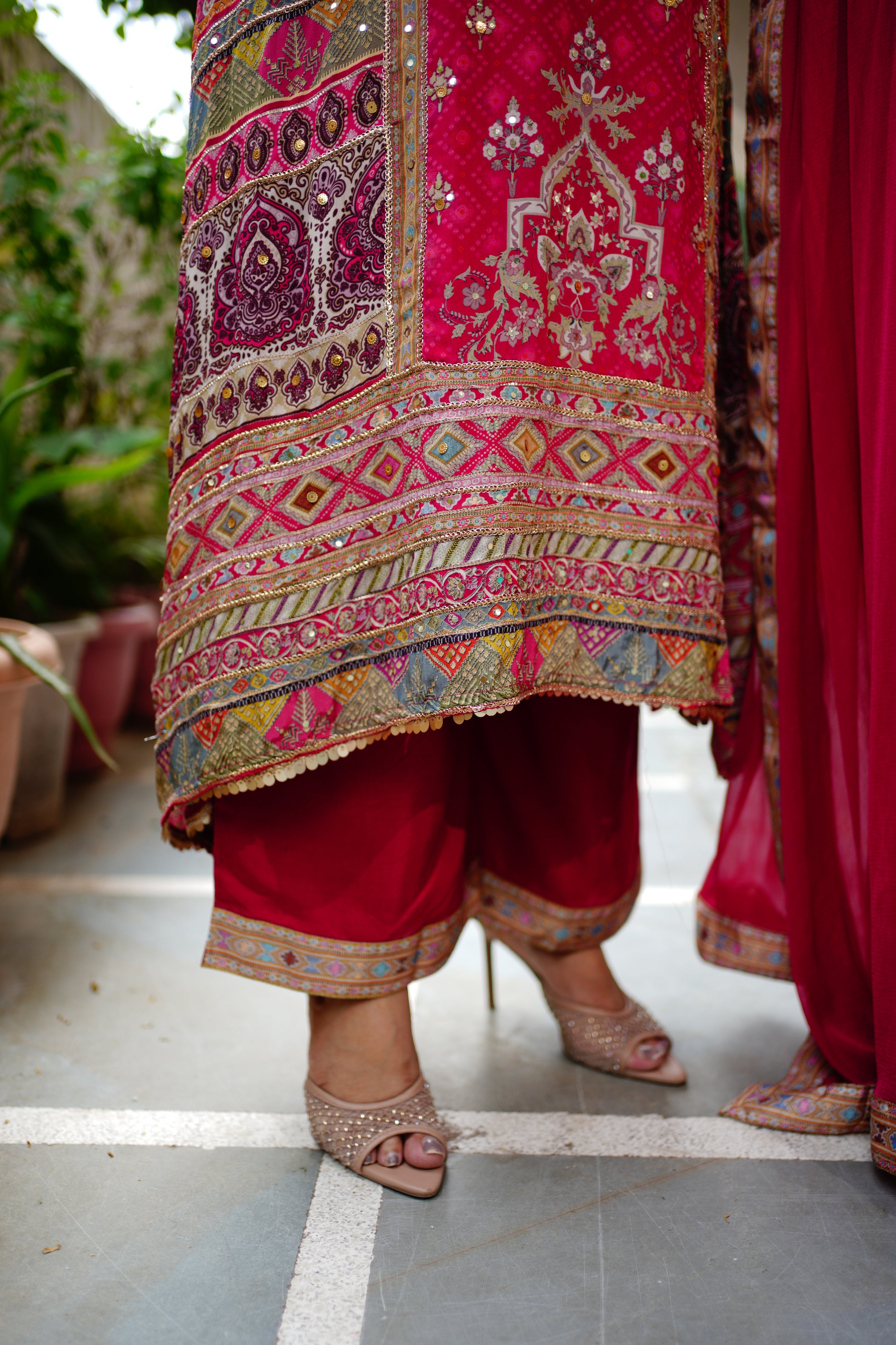 Roshni Asymmetric Crepe Embroidered Pant Set